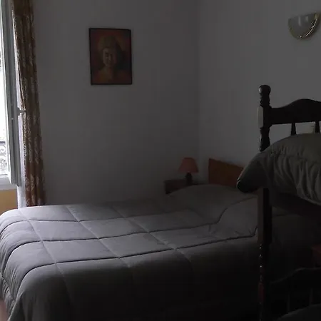 Hotel Du Dauphine 2*