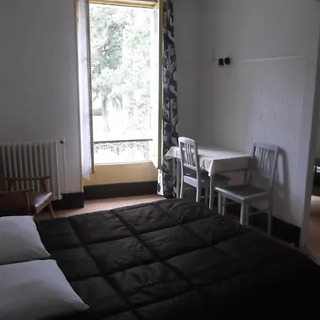 Hotel Du Dauphine Allevard