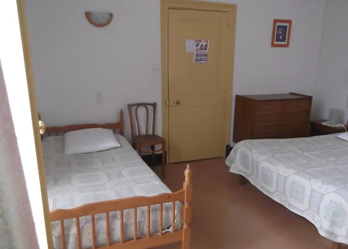 Du Dauphine ホテル アルバール